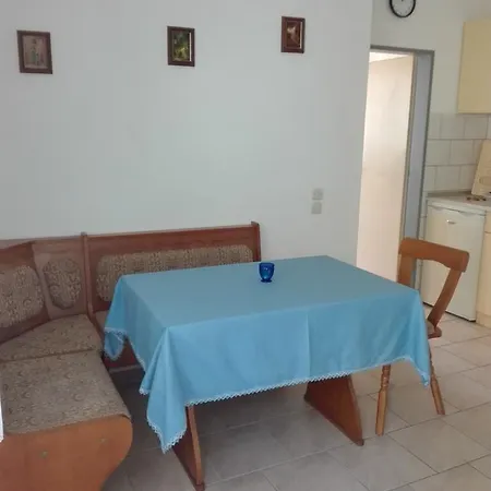 Apartman Uznik's Tkon