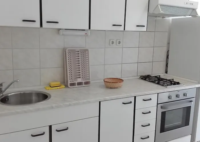 Uznik's * Tkon
